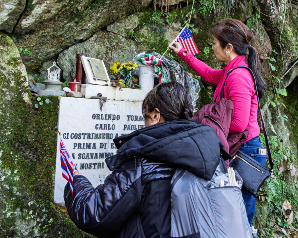 100th, Seeds of Aloha, flags